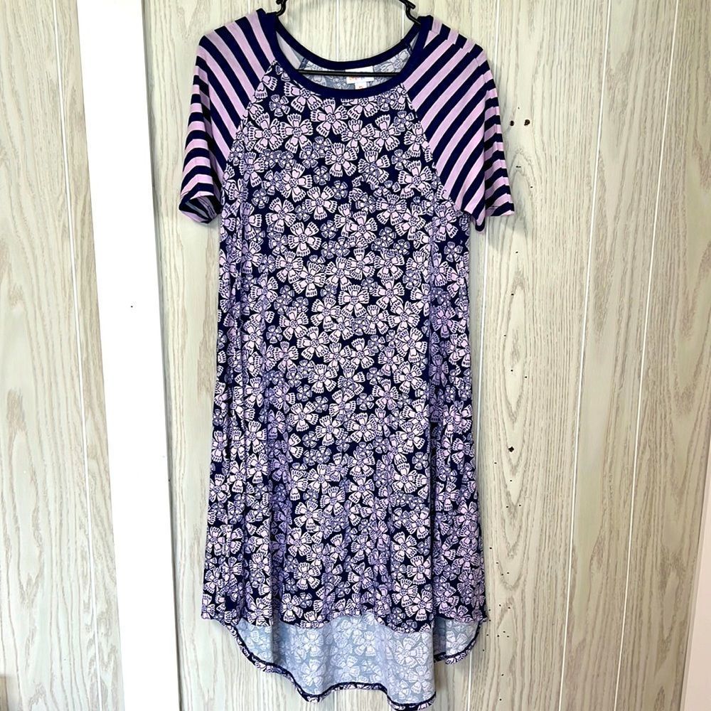 LuLaRoe Carly Dress XS. Purple and Navy blue print with striped sleeves